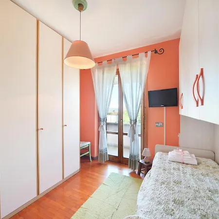 Casa Lorenzo * スペッロ