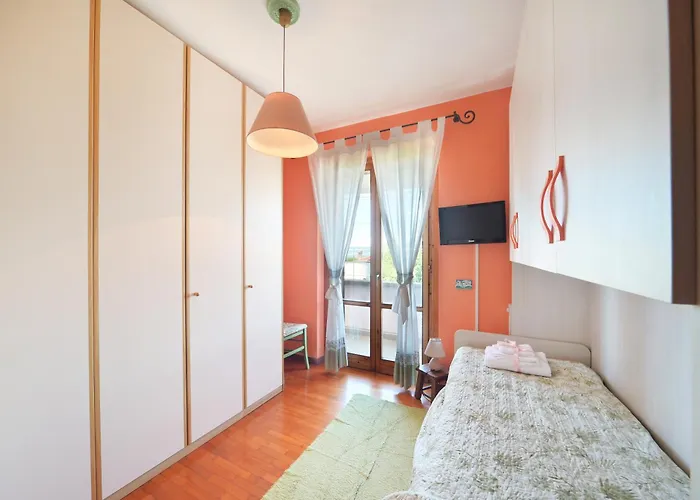 Casa Lorenzo * スペッロ