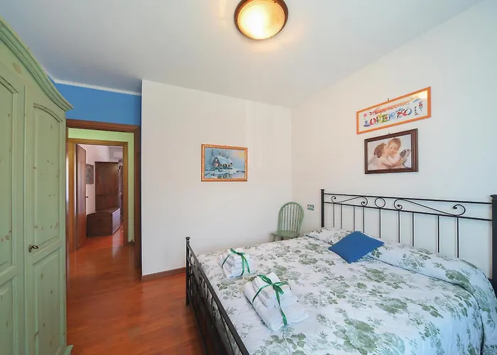 Casa Lorenzo * スペッロ